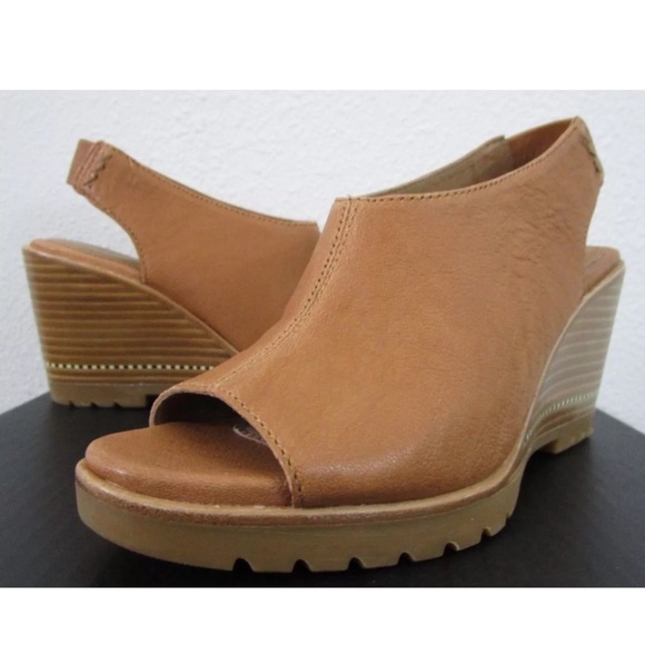 Sorel After Hours Slingback Heels - Picture 4 of 7